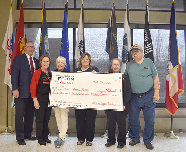 American Legion Auxiliary makes major donation to IVH for blanket warmer | News, Sports, Jobs - Vimarsana News